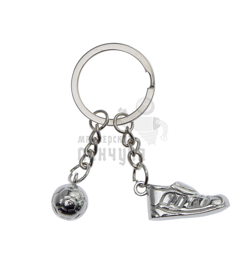 Брелок для ключей "Кроссовок с мячом" 