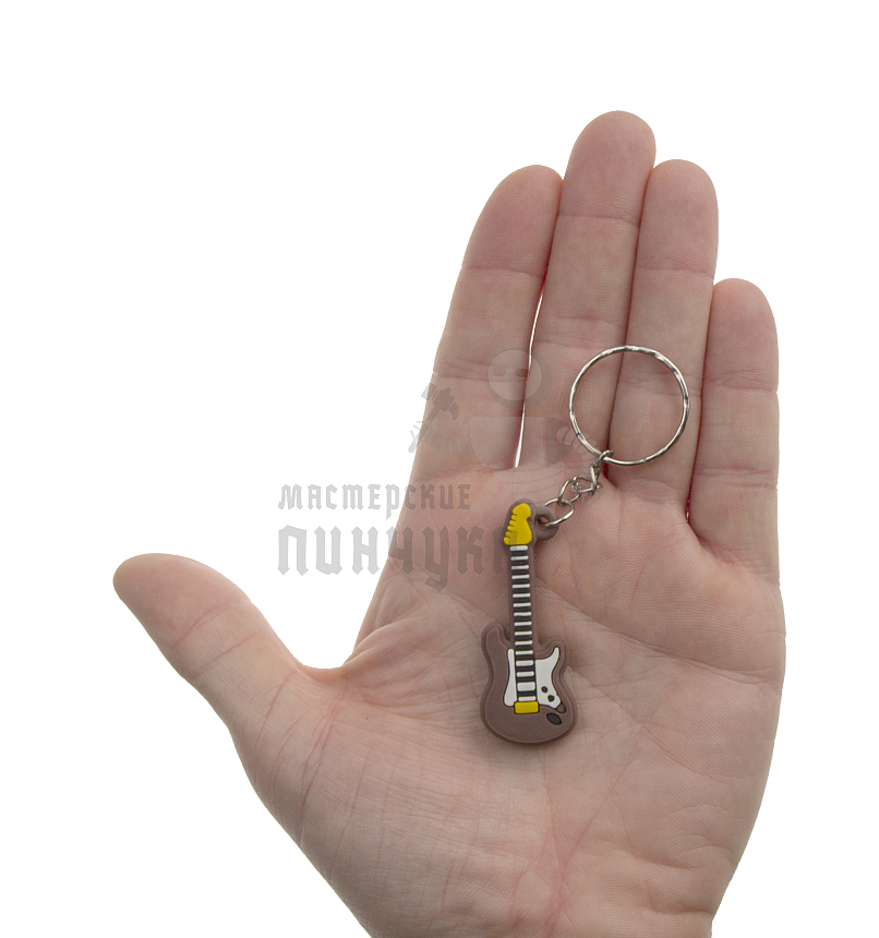 Брелок для ключей "Гитара" цв.коричневый с кольцом