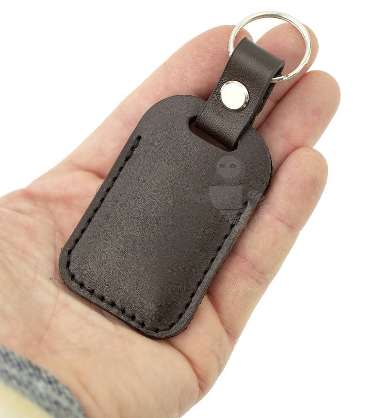 Чехол брелок для автомобильной сигнализации, прямоугольный, крепление на винте с кольцом,цв.коричн.
