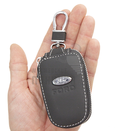 Ключница с карабином FORD