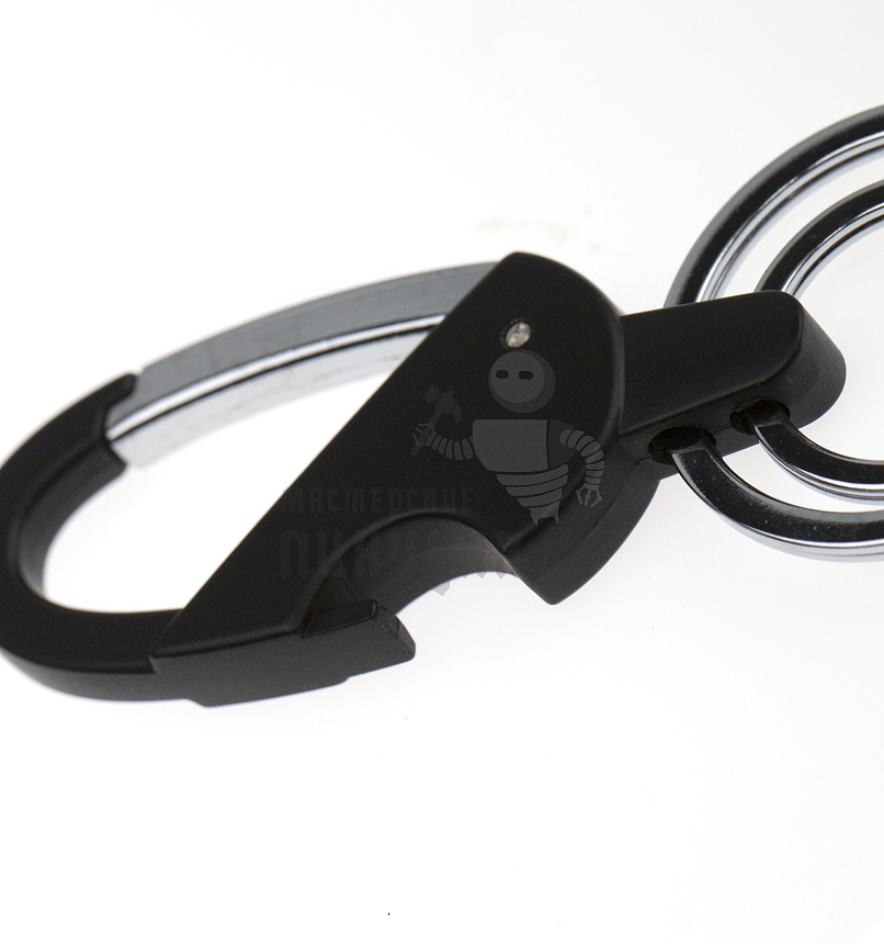 Карабин овальный с двумя кольцами для ключей и открывашкой