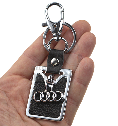Авто карабин с кольцом для ключей AUDI (рифленая)