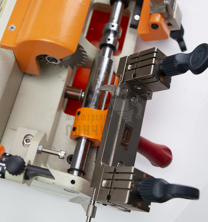 Станок 100G3 для изготовления ключей WENXING