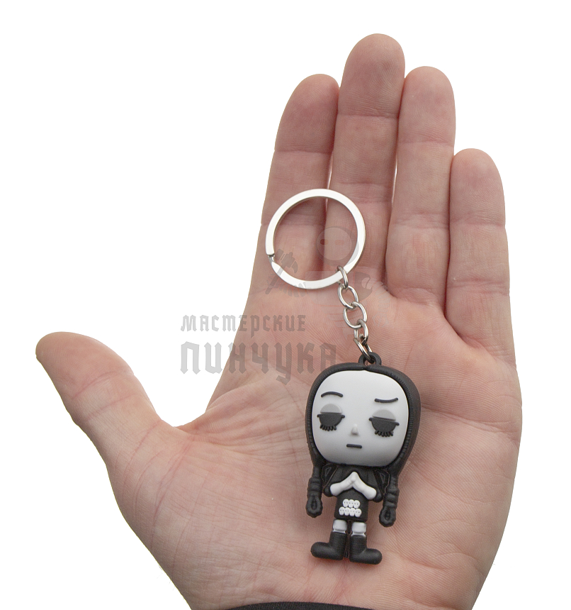 Брелок для ключей "Уэнздэй Аддамс" 