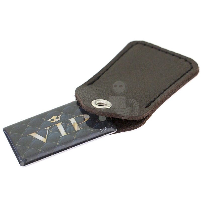 Чехол брелок прямоугольный с карабином, цв.коричневый 