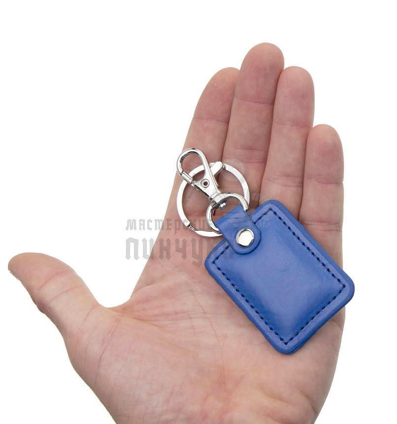 Кожаный брелок квадрат, с кольцом и карабином