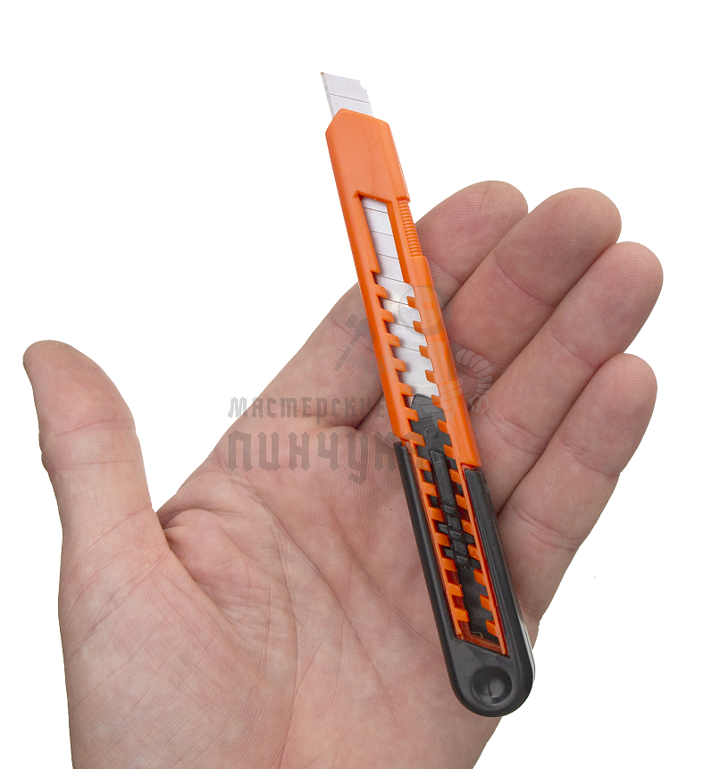 Нож, 9 мм, выдвижное лезвие, пластиковый усиленный корпус Sparta