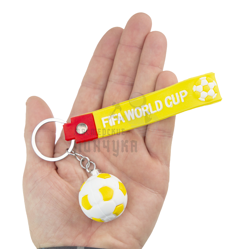 Брелок для ключей "Футбольный мяч" + ремешок, цв.желтый