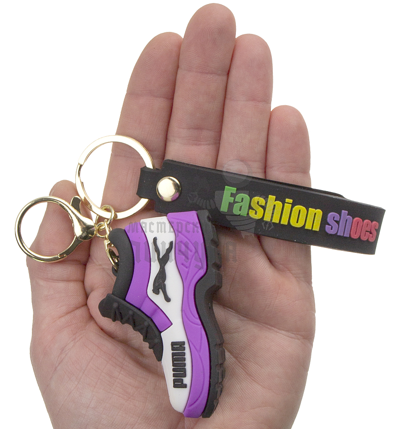 Брелок для ключей "PUMA ботинок" цв.фиолетовый + карабин
