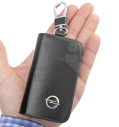 Ключница с карабином OPEL