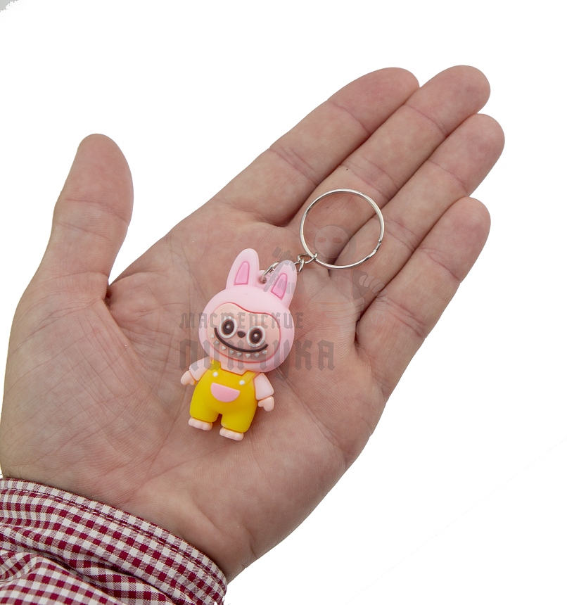 Брелок для ключей "LABUBU" в комбинезоне, цв. розовый/желтый