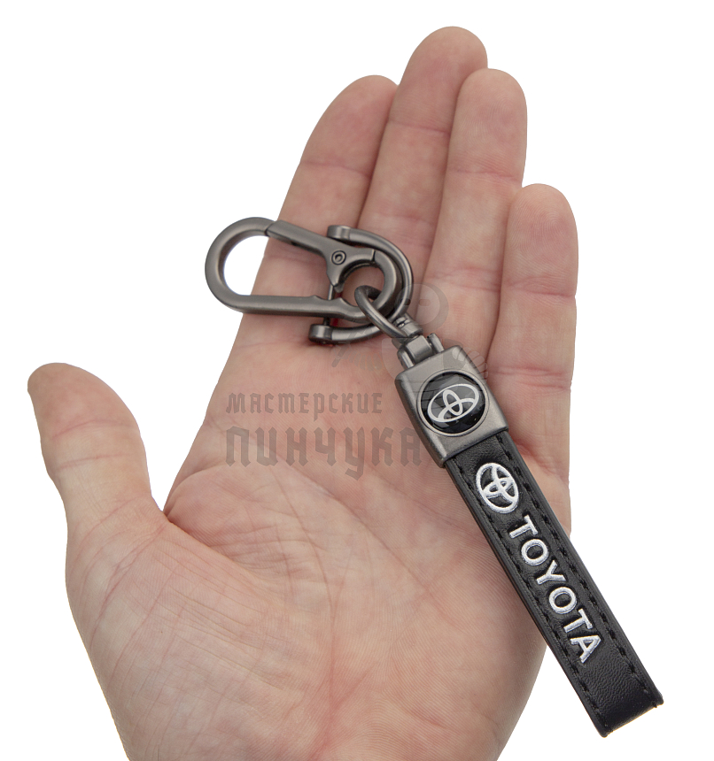 Авто карабин кожаный TOYOTA