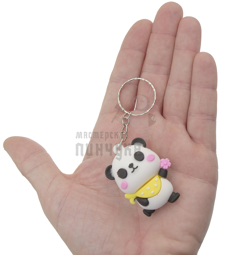 Брелок для ключей "Панда с желтым воротничком"